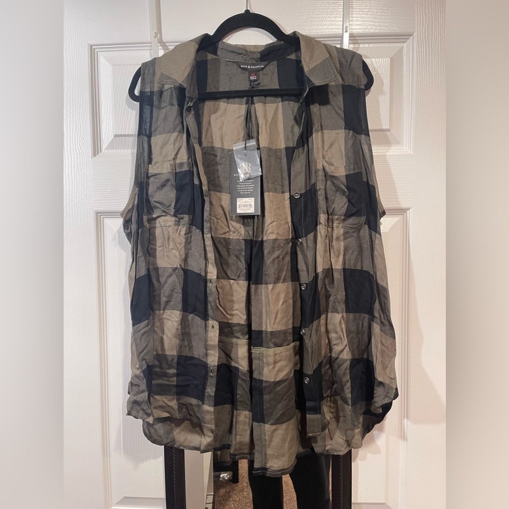 rock & republic flannel tank